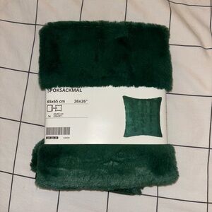 NWT Dark Green Faux Fur Pillow Cover